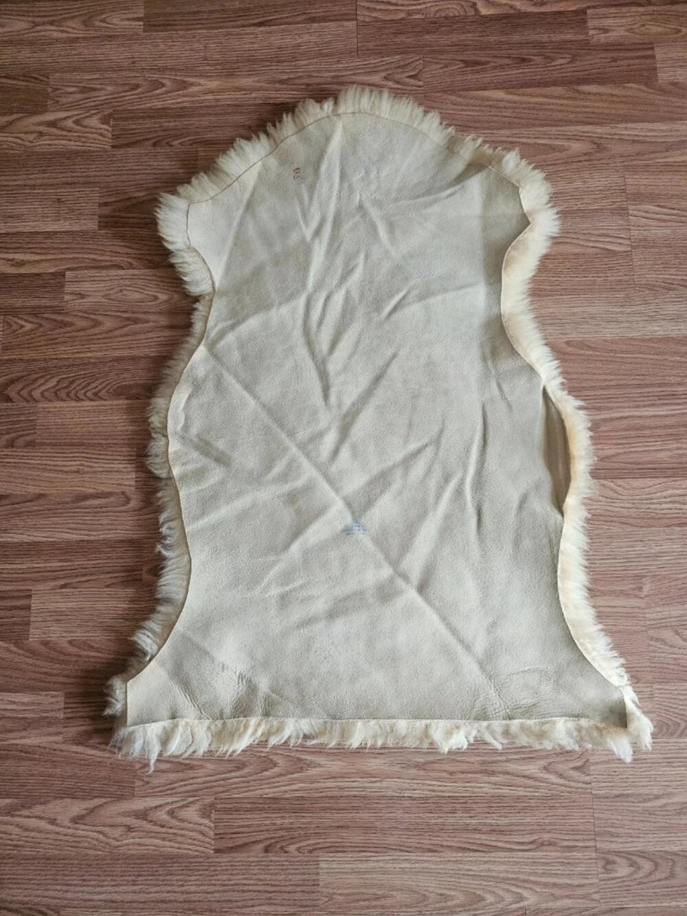 Real Fur Rug Sheepskin Genuine Leather Area Rug Handmade Soft Home Decor Rug - Picture 11 of 12